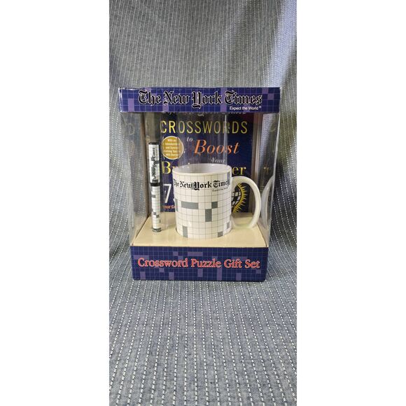 VERY RARE - THE NEW YORK TIMES CROSSWORD PUZZLE GIFT SET BY EXCALIBUR 2004 - Picture 1 of 4